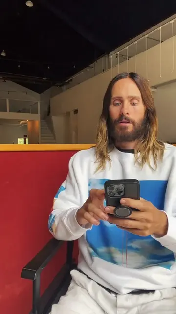 Beatbox challenge w/ @jaredleto 🗣️🎶 He got beats!! 🤯