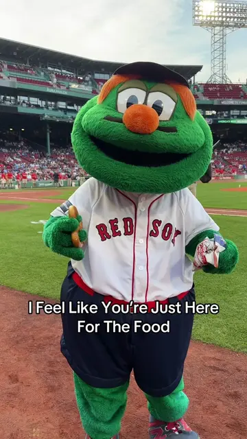 me 🤝 ballpark food…I am a chef after all. Thx @Boston Red Sox for a fun night