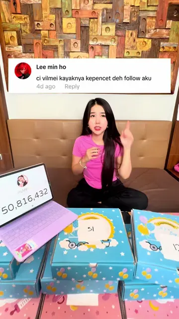 Next siapa lagi ya guys? Jangan lupa komen !! 