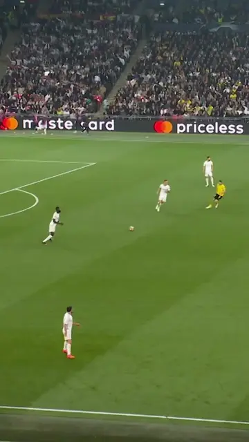 Rüdiger pass 😮‍💨 Vini touch 🥶 #UCLfinal #RealMadrid #UCL 